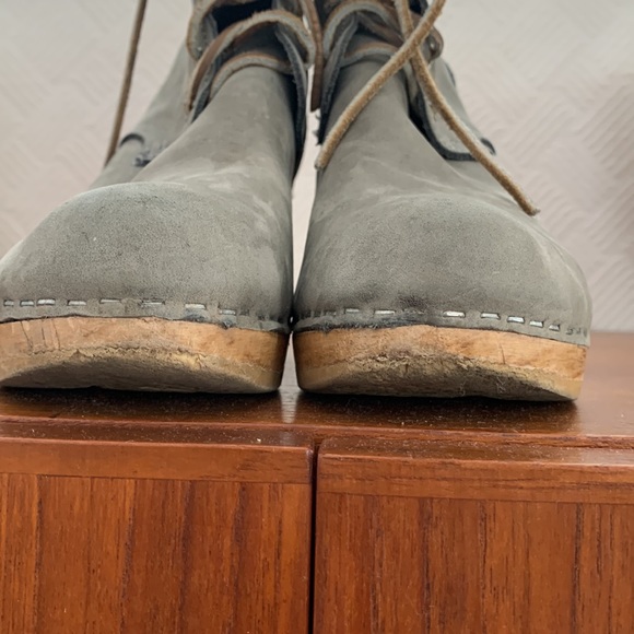 No. 6 Lace Up Boots - Picture 7 of 9